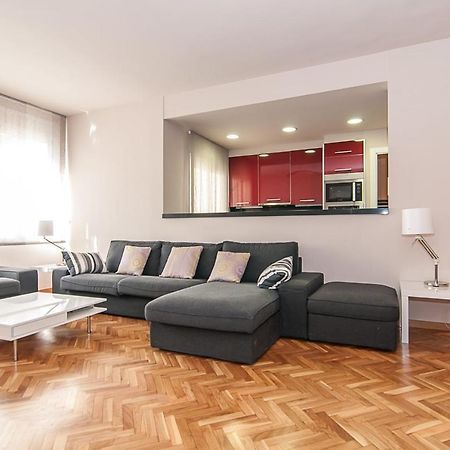 Weflating Diagonal Apartment Barcelona Exterior photo